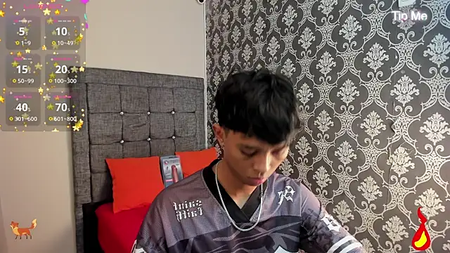 Snapshot of Little_Twink19x chatting on July 2026 07:16:01 PM Little Twink19x online show from July 2026 07:16:01 PM