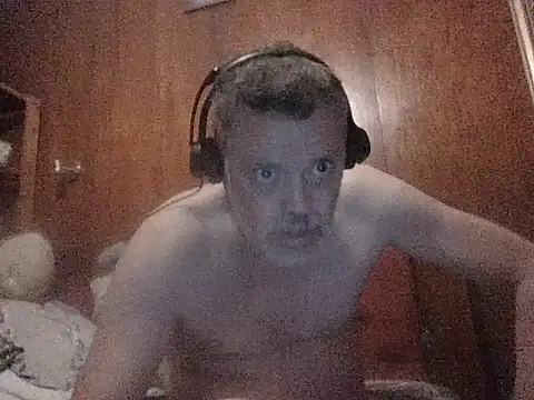 Snapshot of PilotingMuchness chatting on May 2026 12:50:02 AM PilotingMuchness online show from May 2026 12:50:02 AM