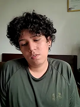 Snapshot of Monteszo chatting on July 2026 01:35:02 PM Monteszo online show from July 2026 01:35:02 PM