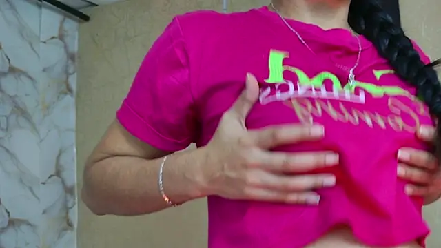 QueenSallyDesire online show from April 2026 03:28:02 AM