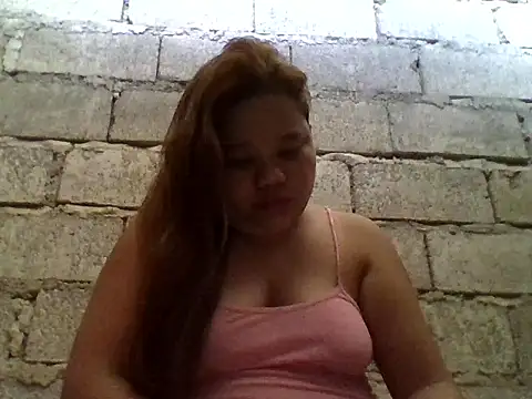 sweetlyn31 online show from June 2026 11:35:01 PM