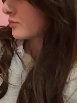 Amira amur online show from March 2026 06:37:02 PM