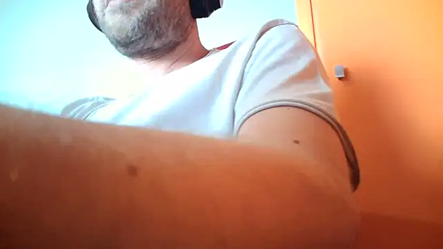 truble78 online show from June 2026 10:18:02 AM