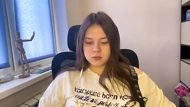 Snapshot of TomikoPfau chatting on March 2026 07:54:02 AM TomikoPfau online show from March 2026 07:54:02 AM