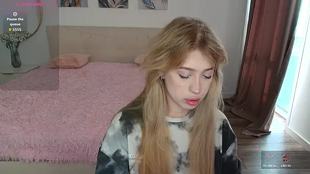 linaloon online show from March 2026 03:13:01 AM