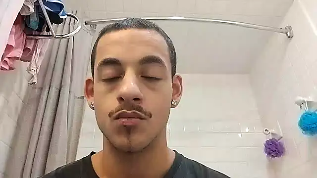 momo0208 online show from February 2026 04:36:02 PM