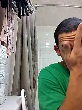 momo0208 online show from March 2026 09:51:01 PM