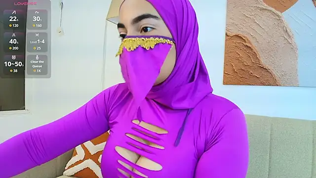 Snapshot of Malika_Noor chatting on February 2026 01:43:01 PM Malika Noor online show from February 2026 01:43:01 PM