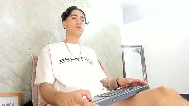 Mick-lollipop online show from March 2026 07:53:02 PM