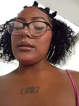 Snapshot of Emma_Dancer chatting on July 2026 12:12:02 PM Emma Dancer online show from July 2026 12:12:02 PM