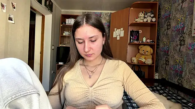 poly princess online show from March 2026 09:32:02 AM