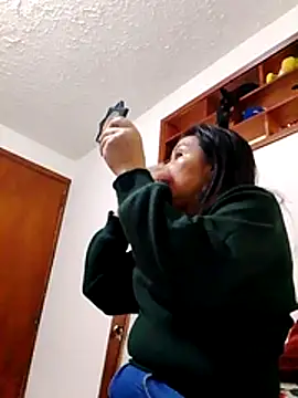 Snapshot of Samanta_gonzales chatting on February 2026 02:31:01 AM Samanta gonzales online show from February 2026 02:31:01 AM