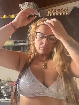 Alma Andrade online show from March 2026 04:45:02 PM