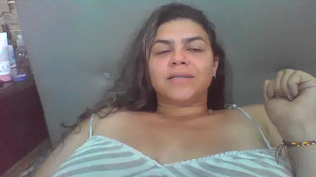 Snapshot of mar_coral2 chatting on May 2026 04:02:01 PM mar coral2 online show from May 2026 04:02:01 PM