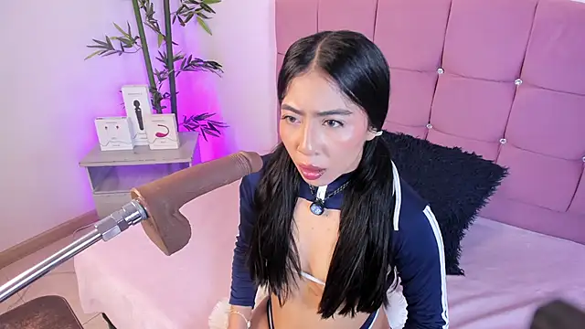 Snapshot of Valecute_ chatting on April 2026 07:56:02 PM Valecute online show from April 2026 07:56:02 PM