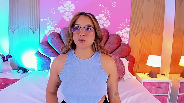 Snapshot of Sara_colyn chatting on March 2026 09:10:01 PM Sara colyn online show from March 2026 09:10:01 PM