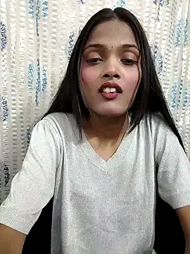 iam-anshika online show from April 2026 05:19:01 AM