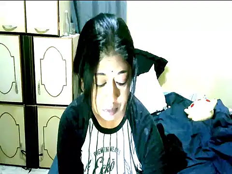 IndianPleasures21 online show from June 2026 01:39:01 AM