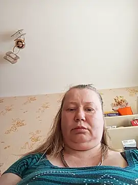 KiraStanton online show from May 2026 12:23:01 PM