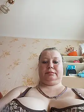 KiraStanton online show from June 2026 12:31:02 PM