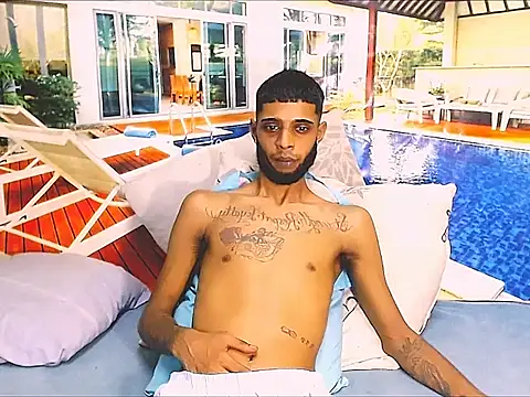 CharmingIndian1 online show from April 2026 05:39:01 PM