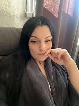 ScorpioSagittarius online show from February 2026 12:37:01 PM