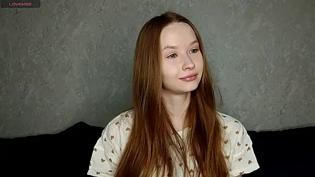 Snapshot of LeslieShay chatting on February 2026 05:14:01 PM LeslieShay online show from February 2026 05:14:01 PM