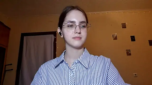 Katelemon online show from April 2026 11:42:02 AM