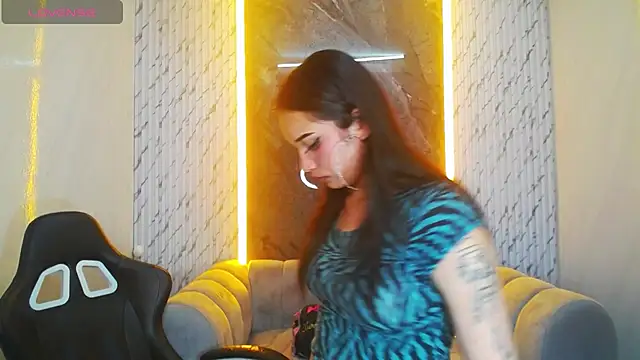 Snapshot of Daphne_nicole_b chatting on July 2026 12:56:02 AM Daphne nicole b online show from July 2026 12:56:02 AM