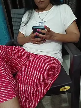 Queenlipx online show from March 2026 04:24:02 PM