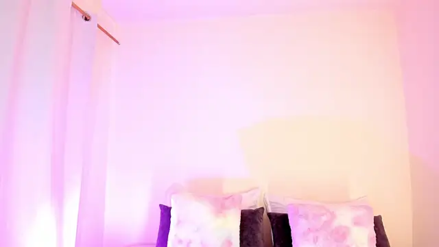 MIAA ROBERTSS online show from March 2026 05:59:02 AM