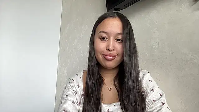 Dana 005 online show from April 2026 12:38:01 PM