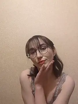 Ella17582 online show from February 2026 07:35:01 PM