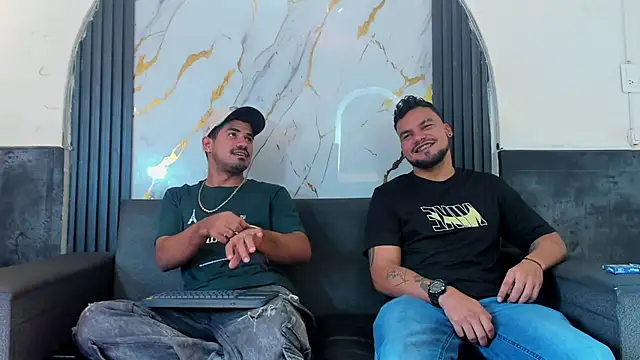 Latins on fire online show from April 2026 07:58:01 PM