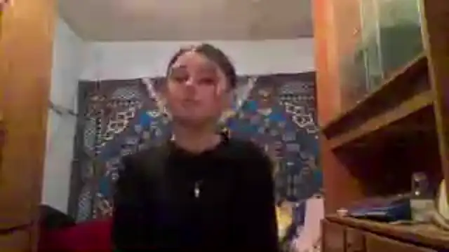 SunnyServano online show from April 2026 01:24:02 PM