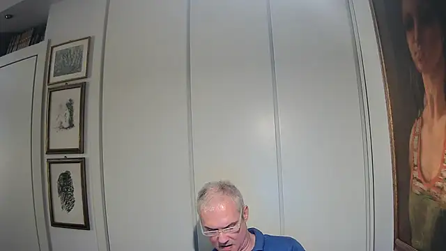 Snapshot of gerri1 chatting on April 2026 08:35:02 PM gerri1 online show from April 2026 08:35:02 PM