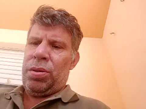 stud2512 online show from June 2026 11:14:01 AM