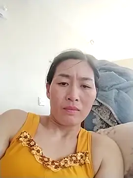 Snapshot of lris-Beauty77 chatting on April 2026 07:24:02 AM lris-Beauty77 online show from April 2026 07:24:02 AM