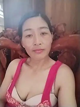 lris-Beauty77 online show from June 2026 10:52:01 AM