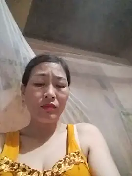 lris-Beauty77 online show from July 2026 03:51:02 PM