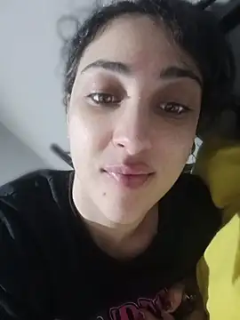 Snapshot of lagatitacantabra chatting on May 2026 03:55:02 AM lagatitacantabra online show from May 2026 03:55:02 AM