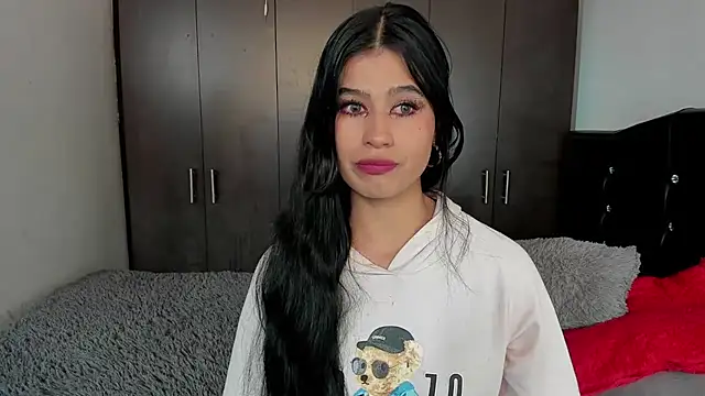 Snapshot of LatinaQueen23 chatting on July 2026 03:23:02 PM LatinaQueen23 online show from July 2026 03:23:02 PM