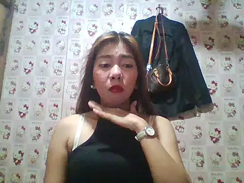 hot sexy27 online show from June 2026 04:45:01 AM