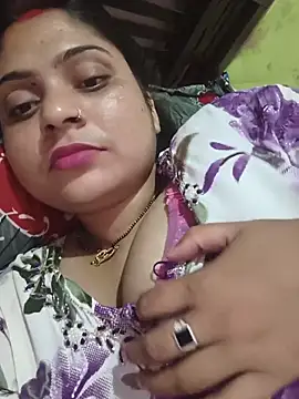 Snapshot of Aanushaka chatting on June 2026 04:01:01 PM Aanushaka online show from June 2026 04:01:01 PM