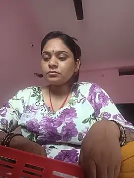 Snapshot of Aanushaka chatting on June 2026 01:54:01 AM Aanushaka online show from June 2026 01:54:01 AM