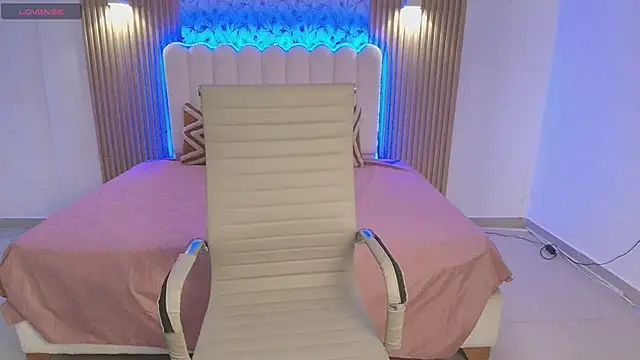 allyson nahid online show from April 2026 12:08:02 PM