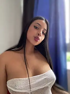 Snapshot of miss__cataleya chatting on July 2026 10:35:01 PM miss cataleya online show from July 2026 10:35:01 PM