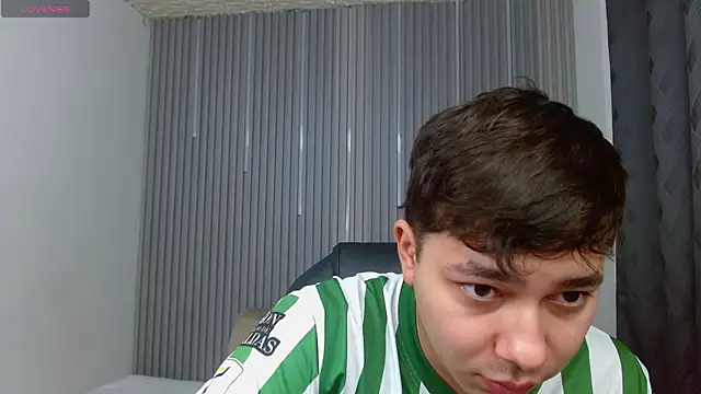 Julian Smith21 online show from July 2026 04:06:02 AM