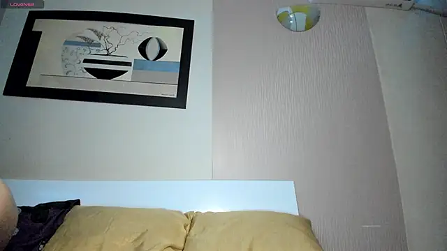 Snapshot of PureBlisss_ chatting on February 2026 08:09:01 PM PureBlisss online show from February 2026 08:09:01 PM