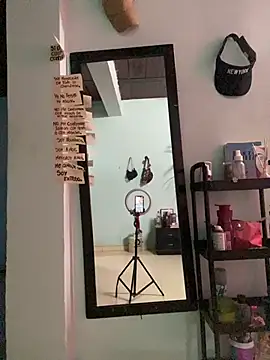 Snapshot of AnelimDagota_ chatting on April 2026 11:48:01 AM AnelimDagota online show from April 2026 11:48:01 AM